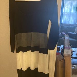 Sandra Darren size M dress